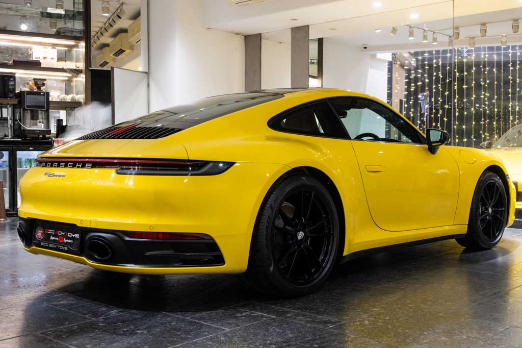 Porsche 992 911 Carrera