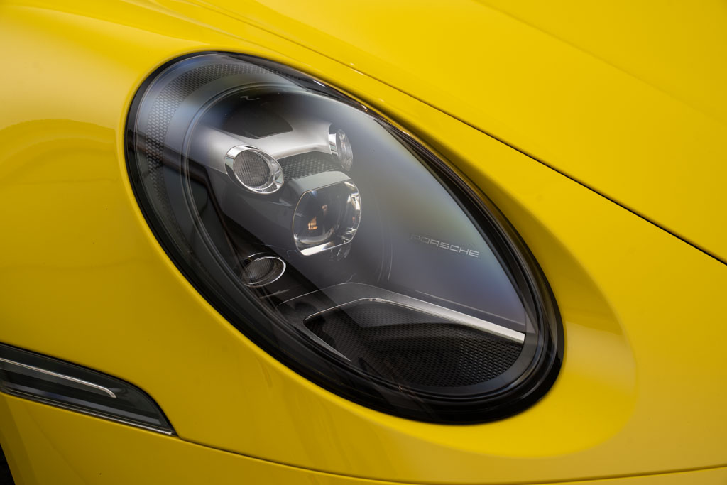 Porsche 992 911 Carrera