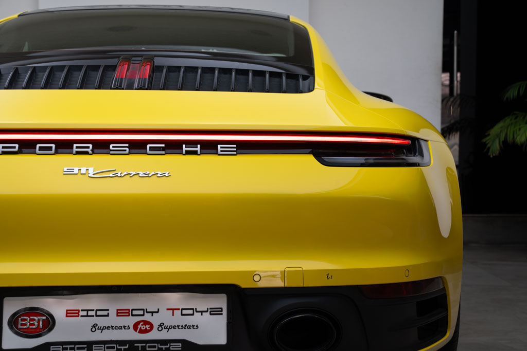 Porsche 992 911 Carrera