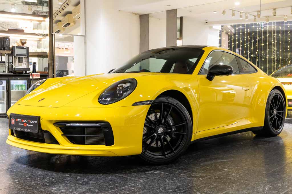 Porsche 992 911 Carrera