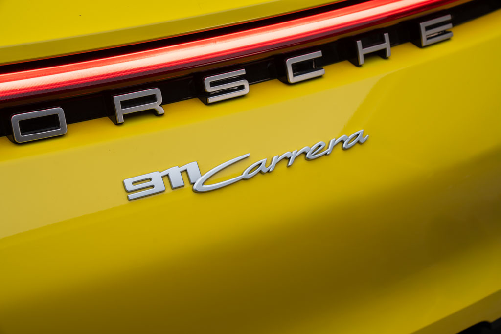 Porsche 992 911 Carrera