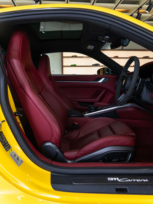 Porsche 992 911 Carrera
