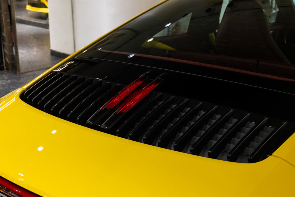 Porsche 992 911 Carrera