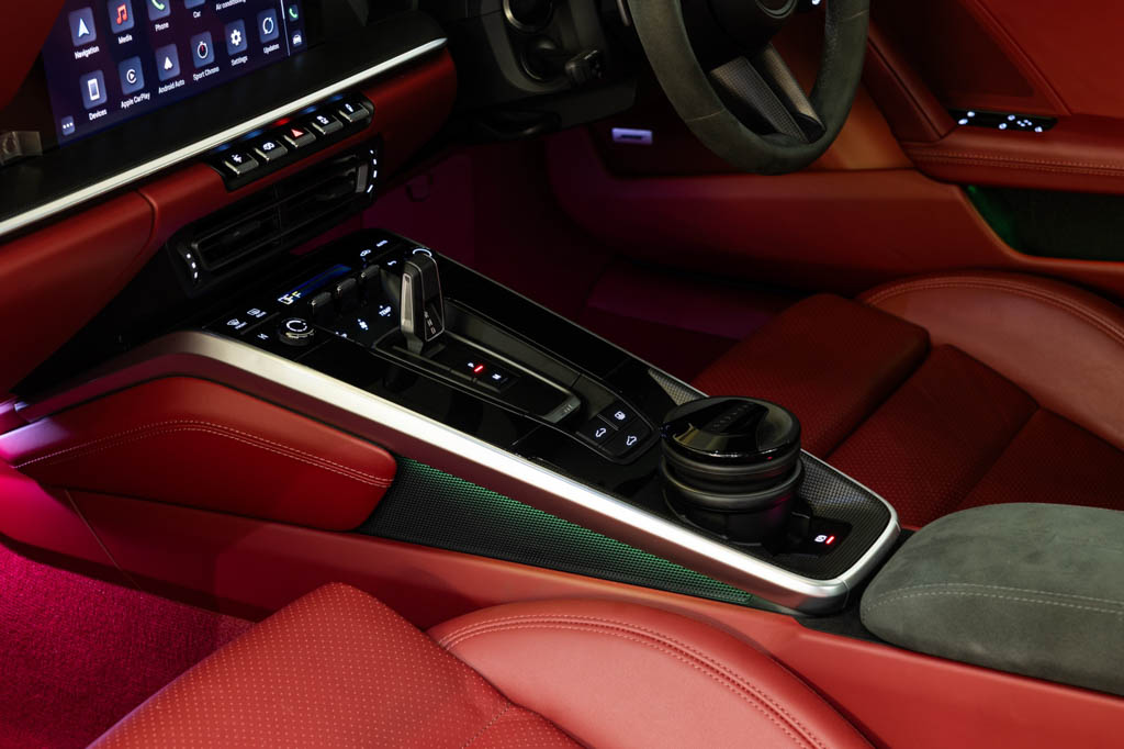 Porsche 992 911 Carrera