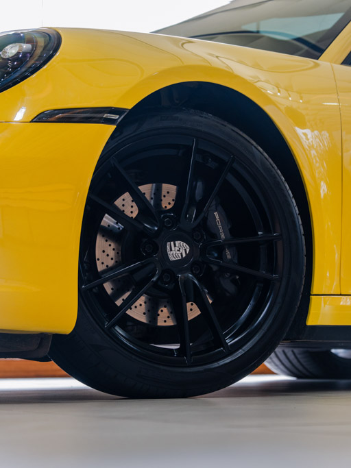 Porsche 992 911 Carrera
