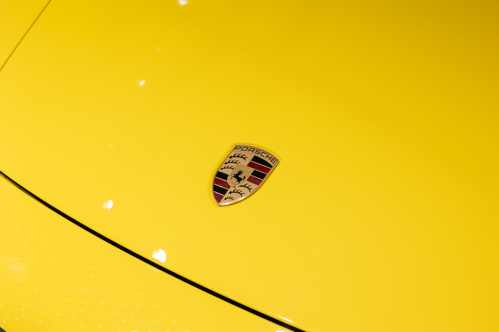 Porsche 992 911 Carrera