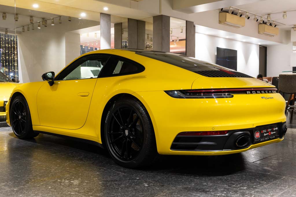 Porsche 992 911 Carrera