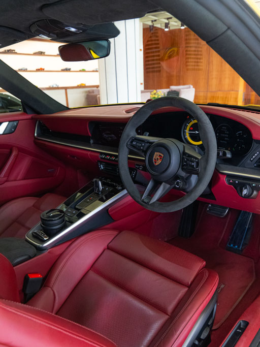 Porsche 992 911 Carrera
