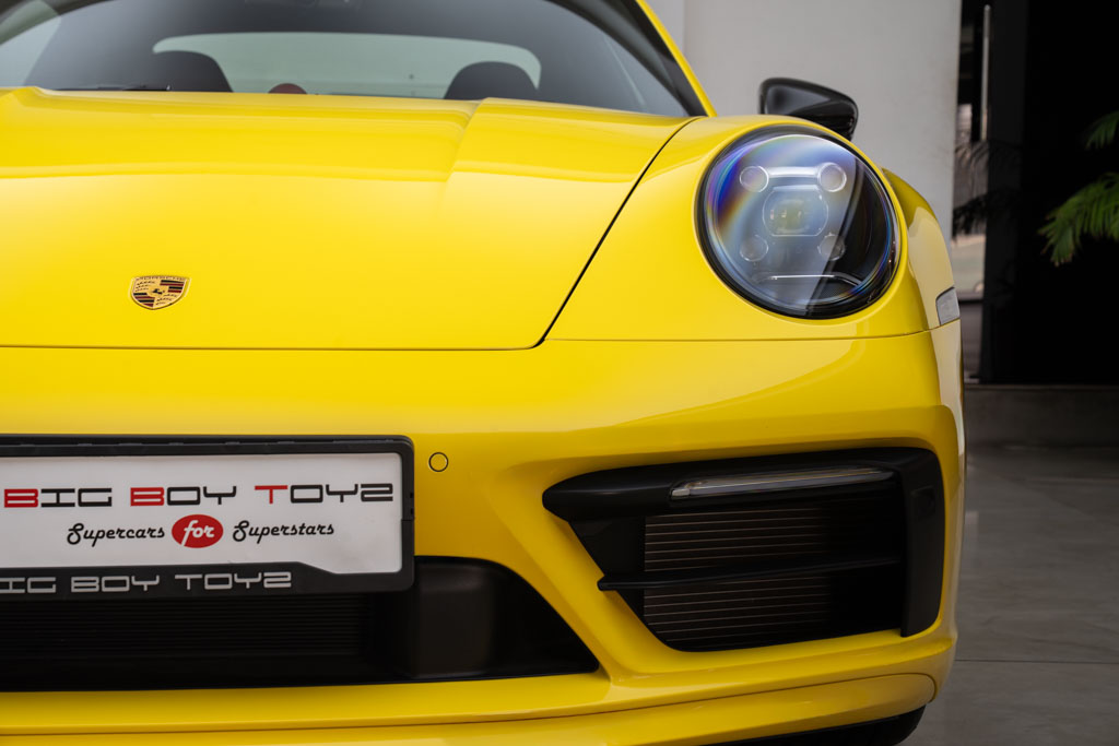 Porsche 992 911 Carrera