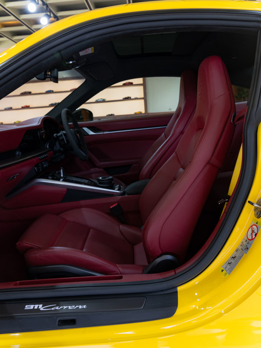 Porsche 992 911 Carrera