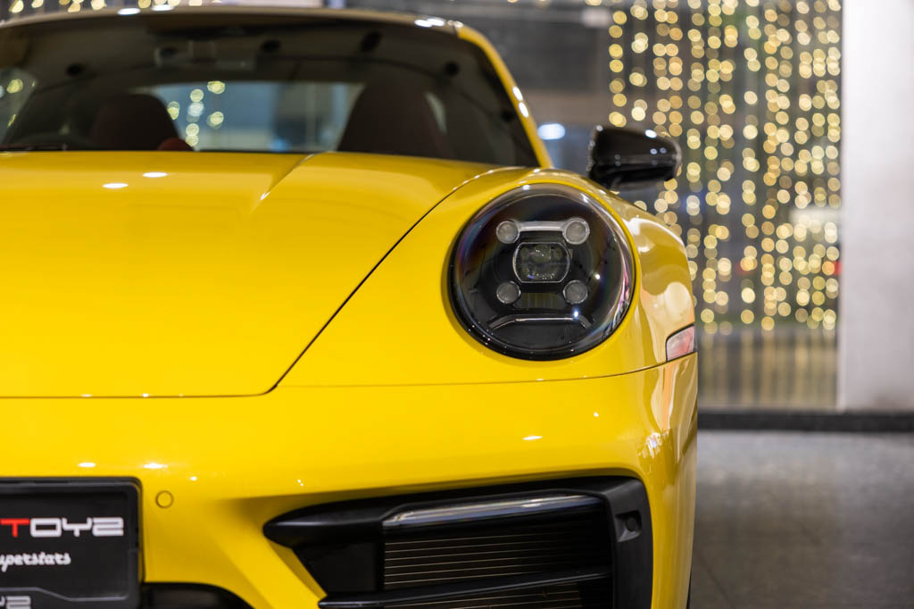 Porsche 992 911 Carrera