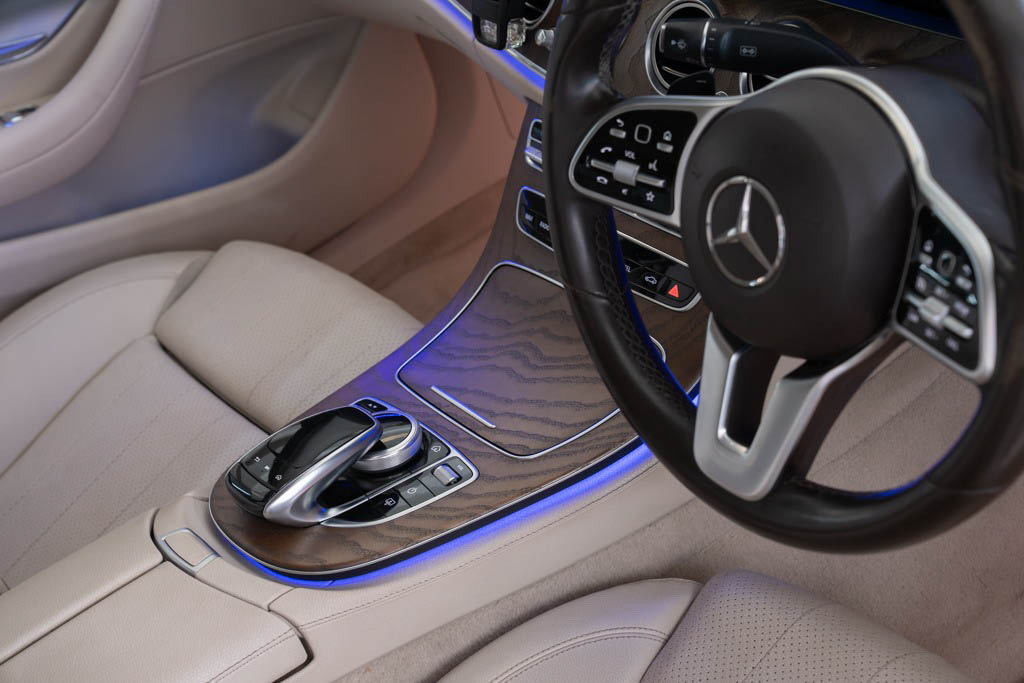 MERCEDES BENZ E220D Exclusive