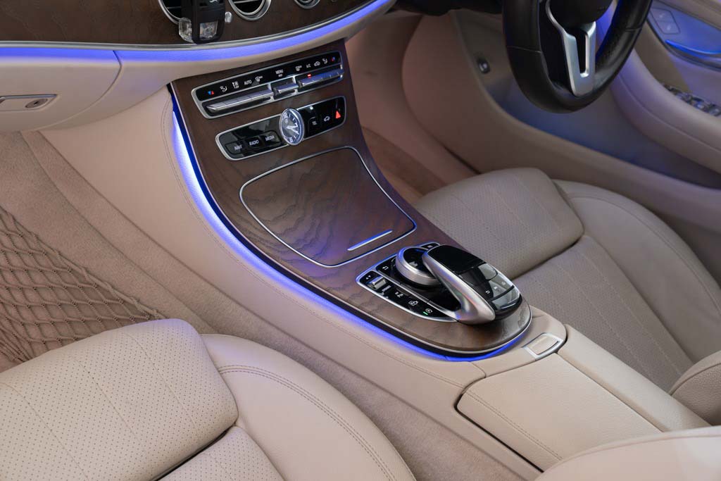 MERCEDES BENZ E220D Exclusive