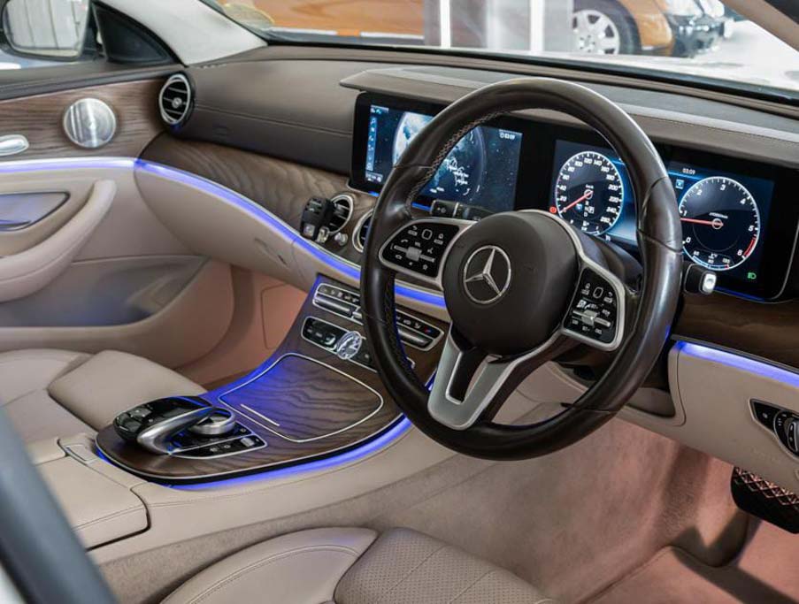 MERCEDES BENZ E220D Exclusive
