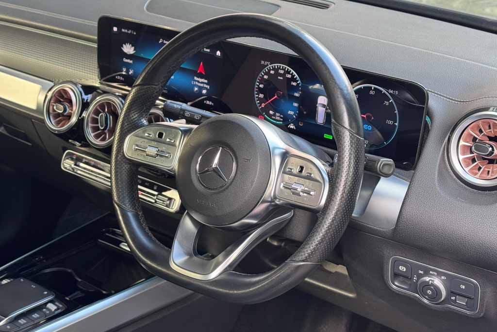 Mercedes Benz EQB 350 4Matic