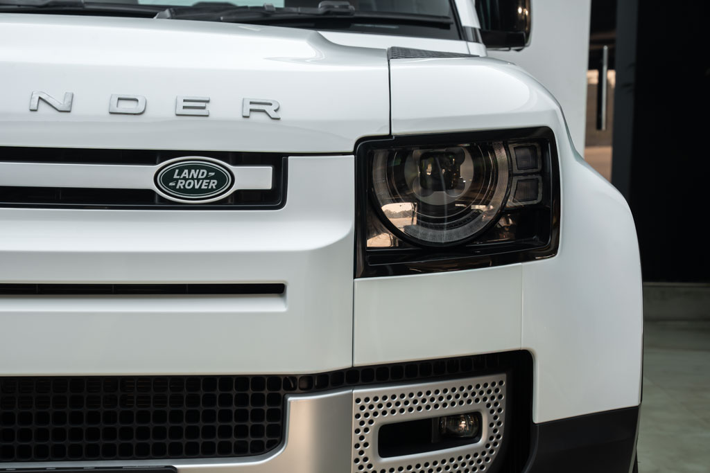 Land Rover Defender 110 P300 HSE