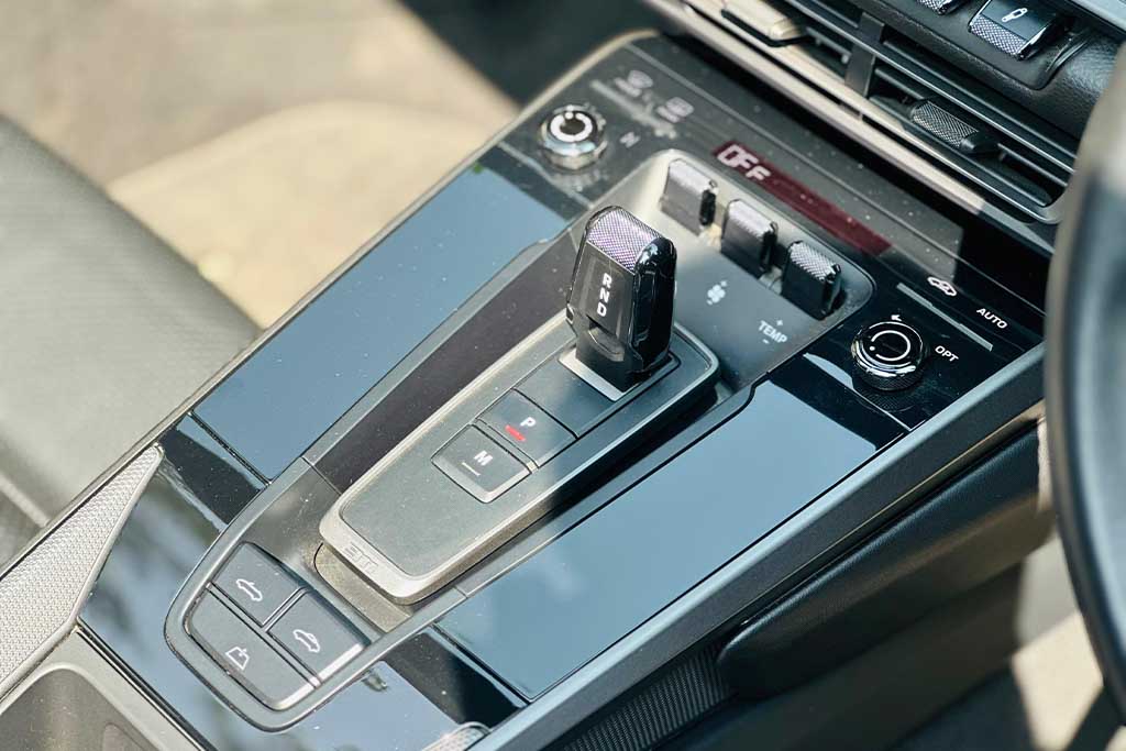 Porsche 911 Carrera Cabriolet