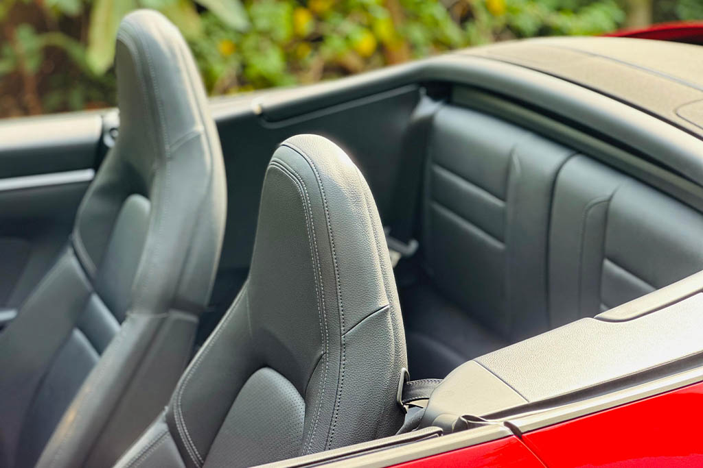 Porsche 911 Carrera Cabriolet