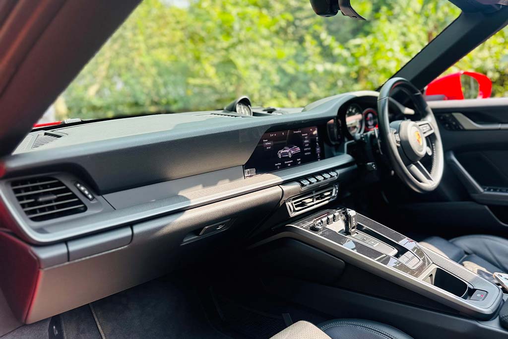 Porsche 911 Carrera Cabriolet