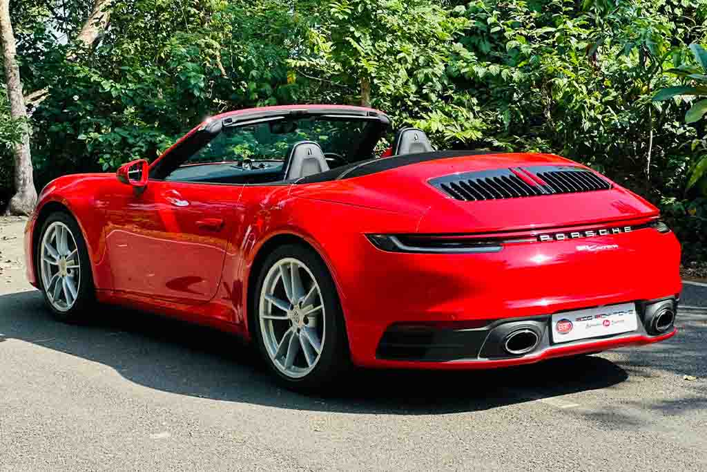 Porsche 911 Carrera Cabriolet