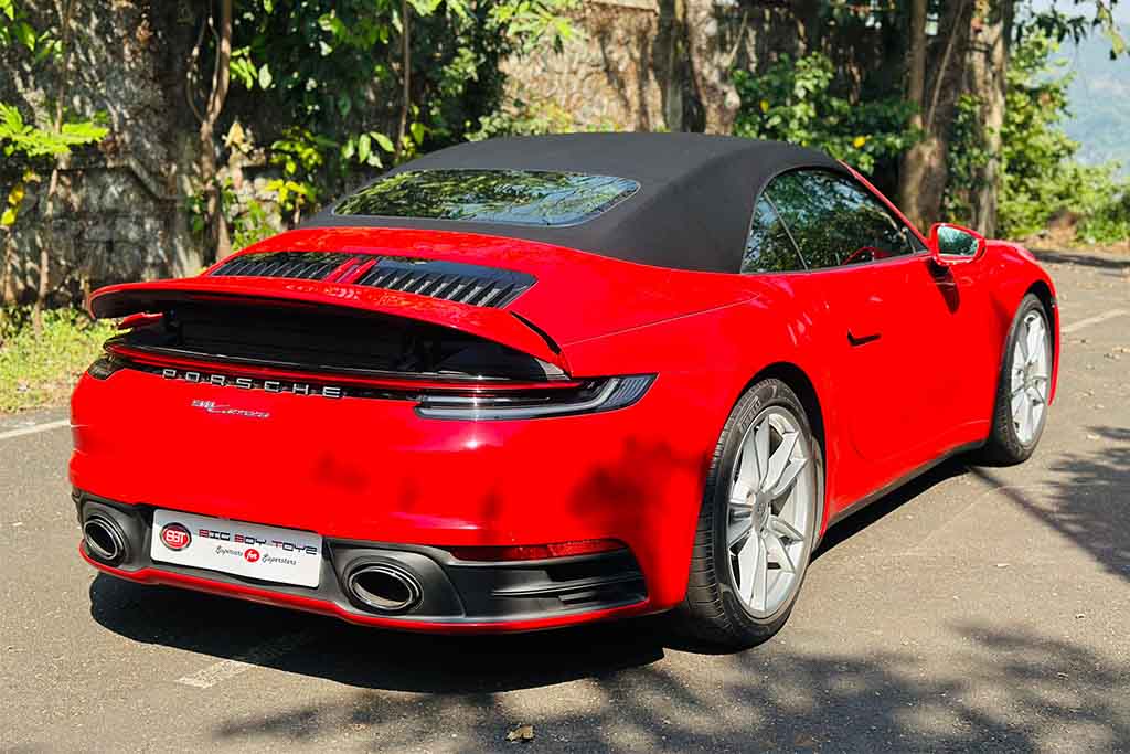 Porsche 911 Carrera Cabriolet