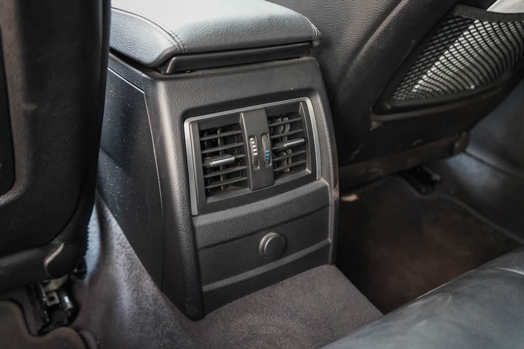 BMW 330i M Sport Shadow Edition