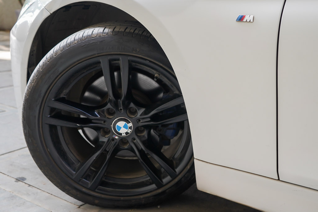 BMW 330i M Sport Shadow Edition