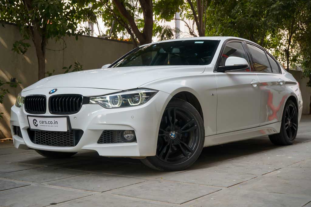 BMW 330i M Sport Shadow Edition