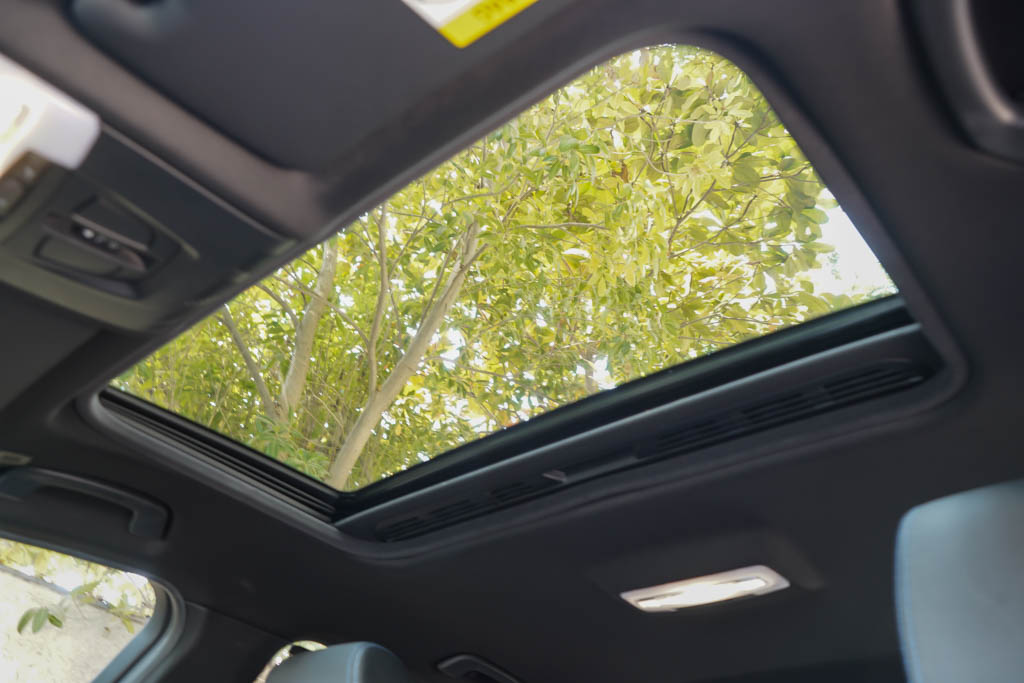 BMW 330i M Sport Shadow Edition