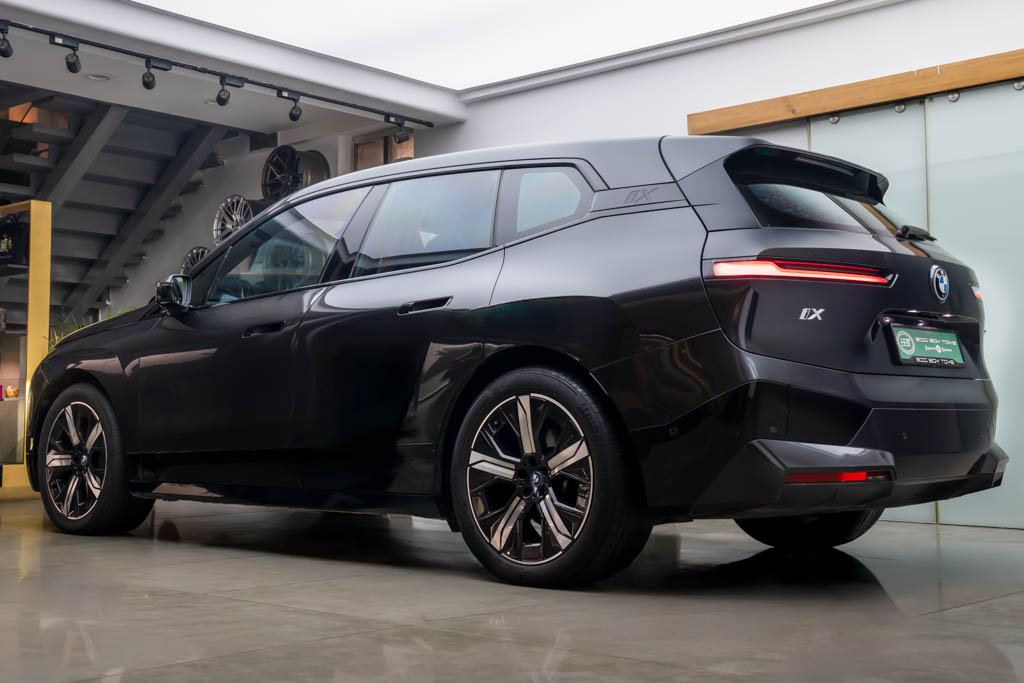 BMW IX XDRIVE40