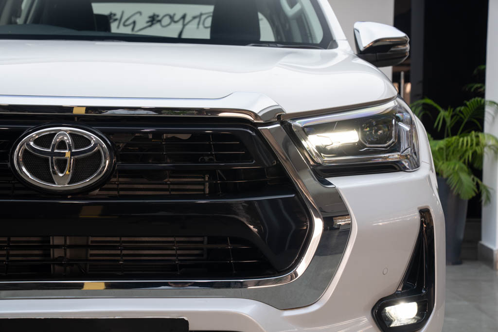 Toyota Hilux High 4×4 AT