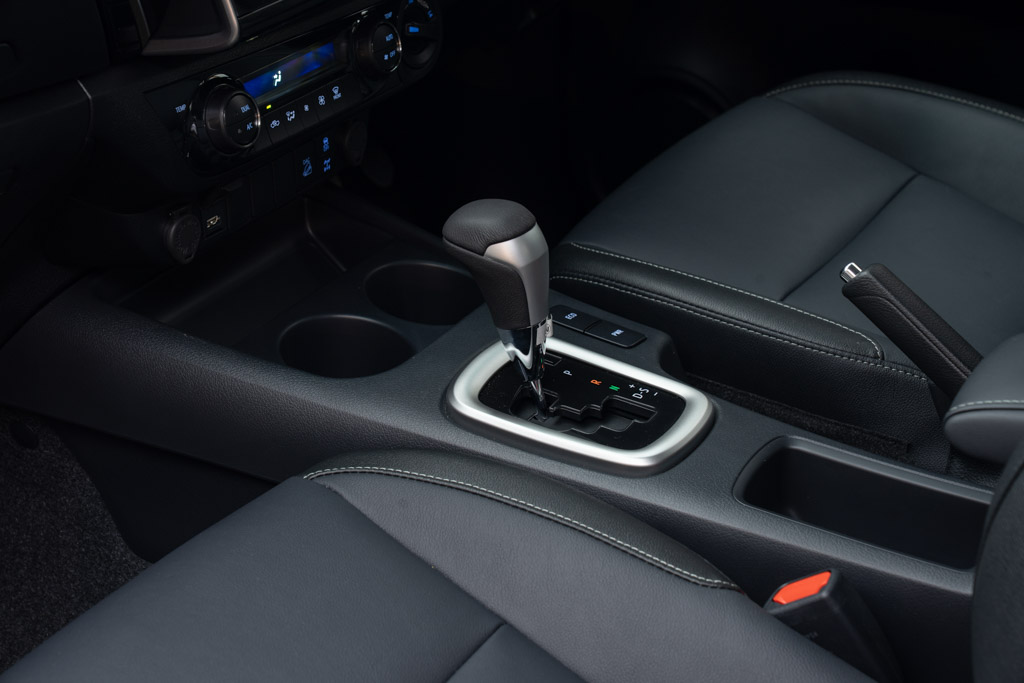 Toyota Hilux High 4×4 AT