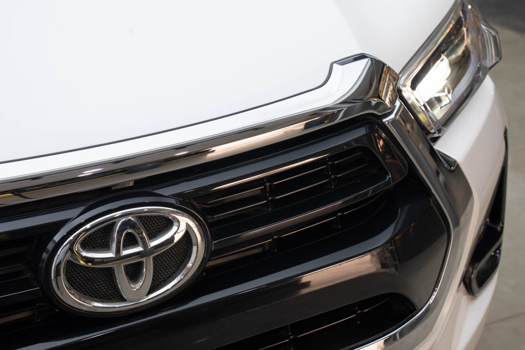 Toyota Hilux High 4×4 AT