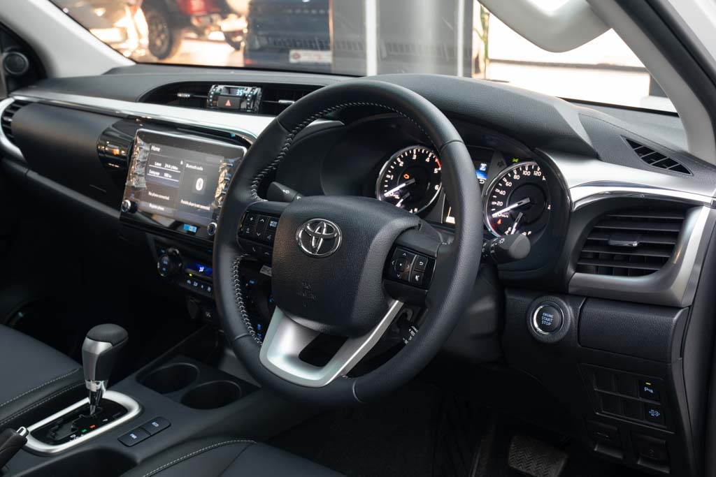 Toyota Hilux High 4×4 AT