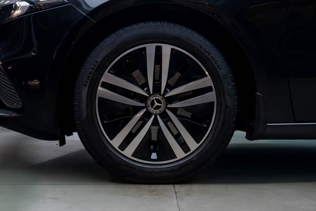 Mercedes Benz A200 Limousine