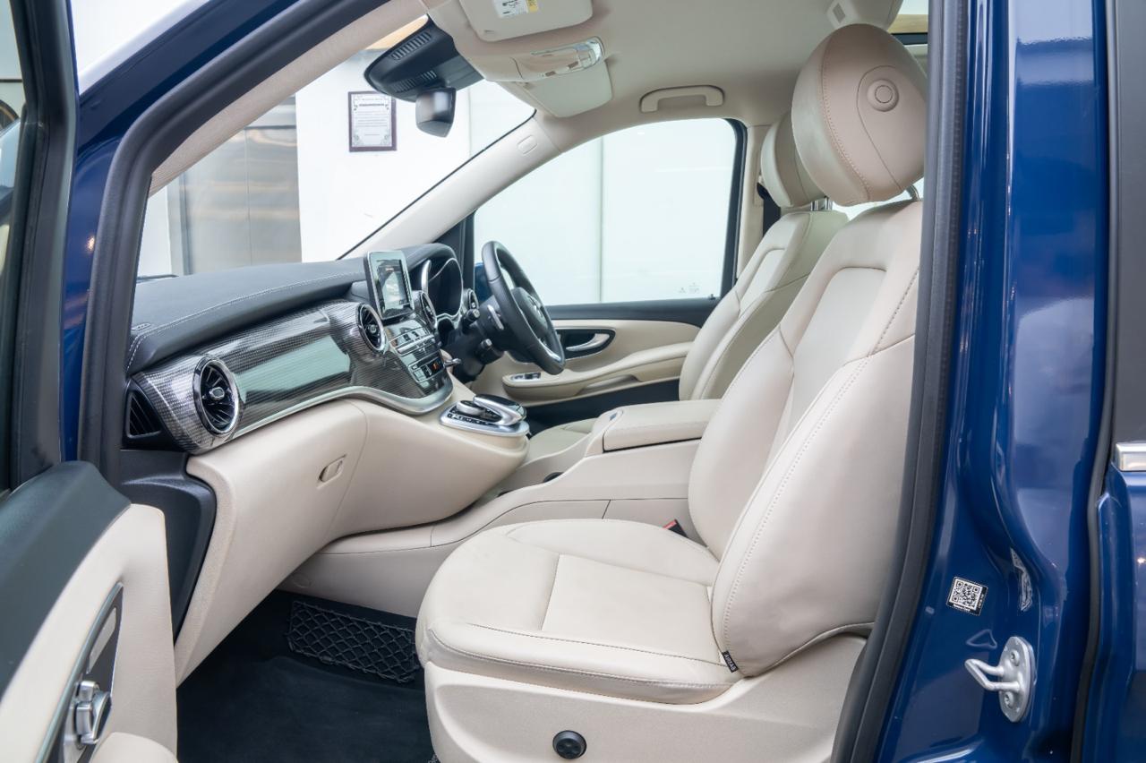 Mercedes Benz V220d Elite 