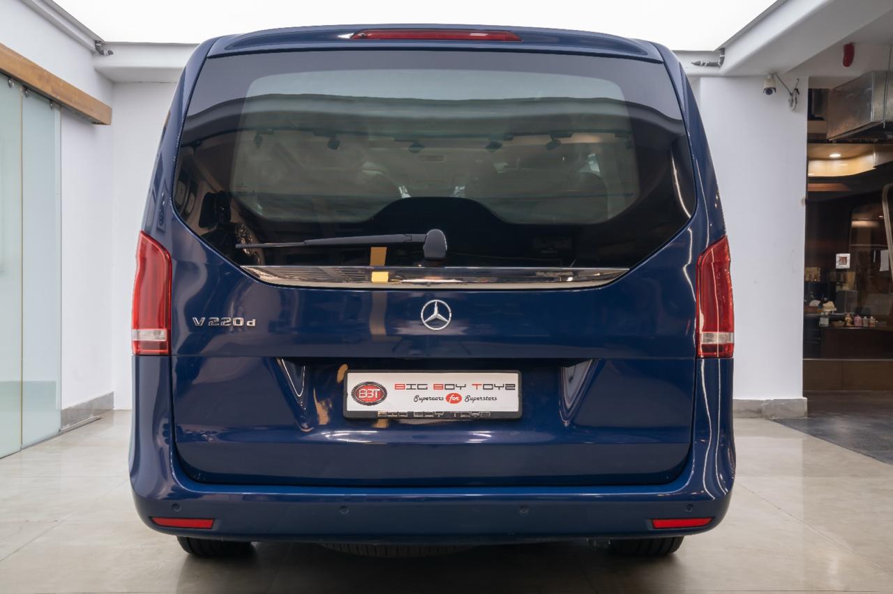 Mercedes Benz V220d Elite 