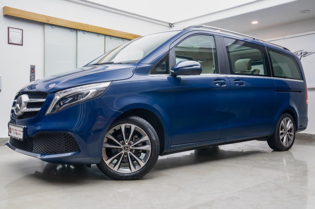 Mercedes Benz V220d Elite 