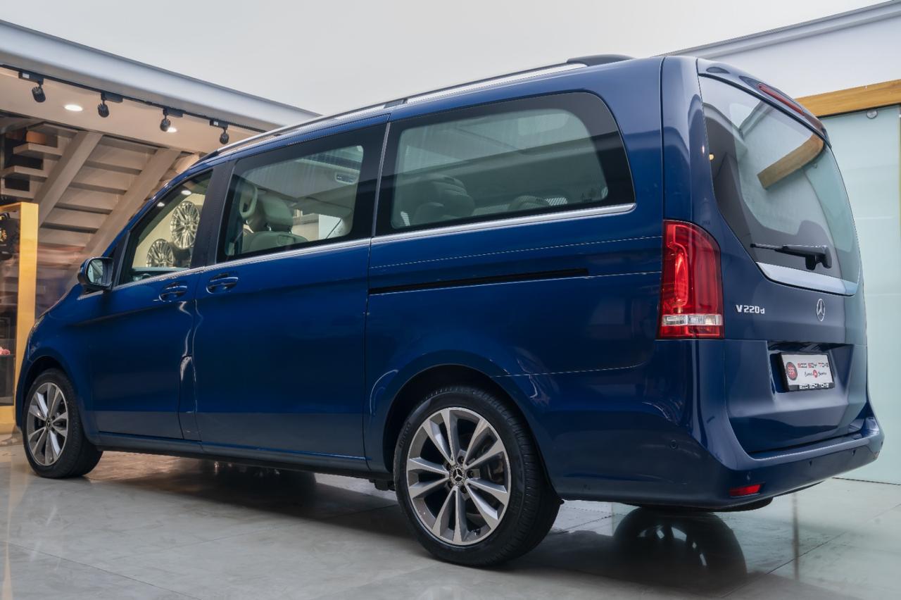 Mercedes Benz V220d Elite 