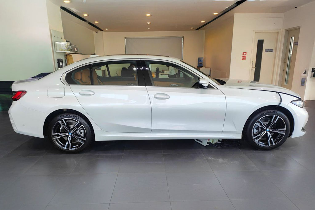BMW 330LI LCI 2 M Sport