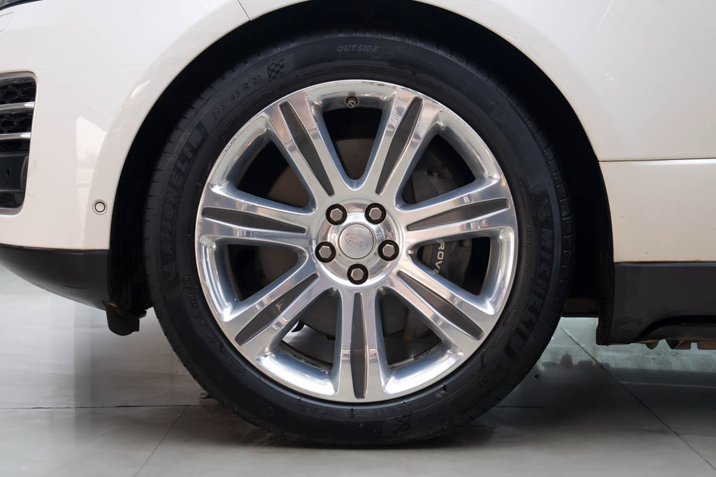 Range Rover SV Autobiography 4.4