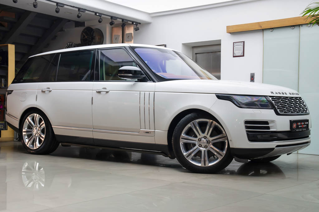 Range Rover SV Autobiography 4.4