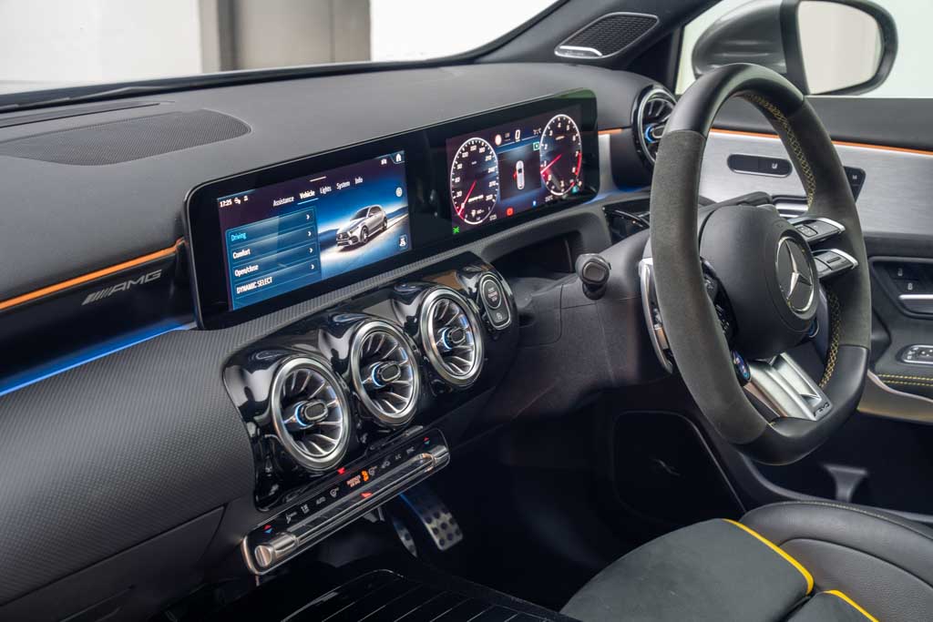 Mercedes AMG A45s 4matic+