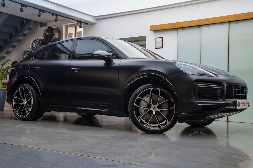 Porsche Cayenne Turbo Coupe