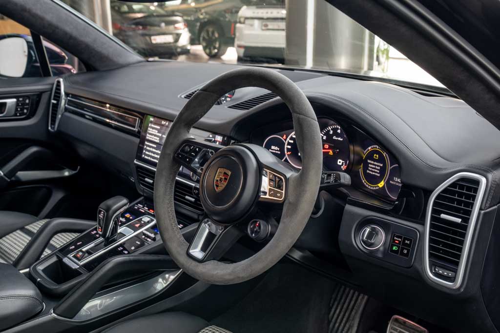 Porsche Cayenne Turbo Coupe