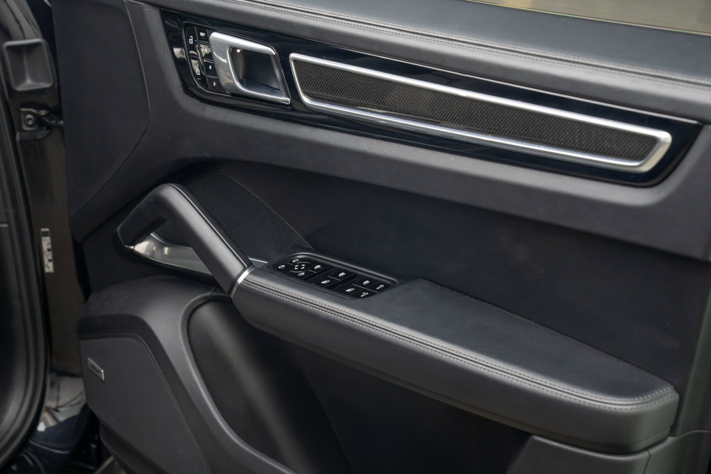 Porsche Cayenne Turbo Coupe