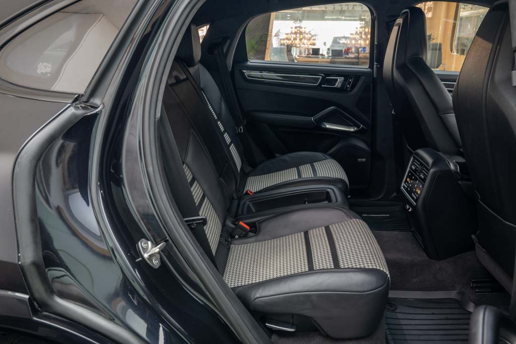 Porsche Cayenne Turbo Coupe