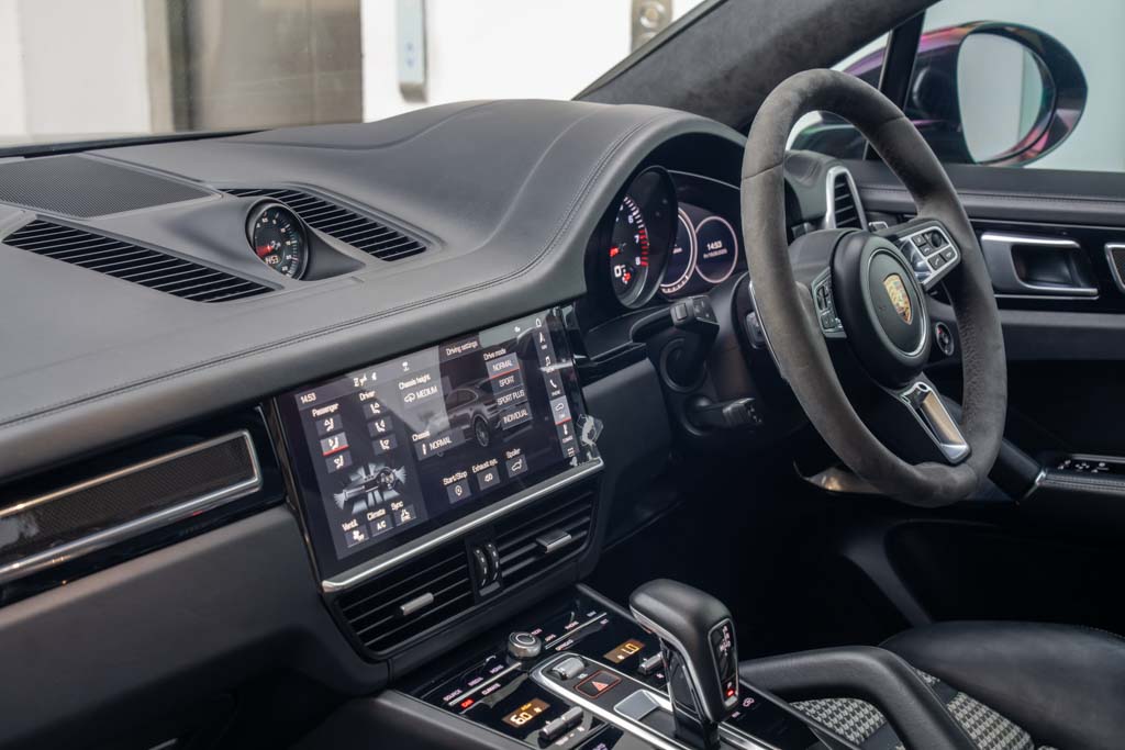 Porsche Cayenne Turbo Coupe