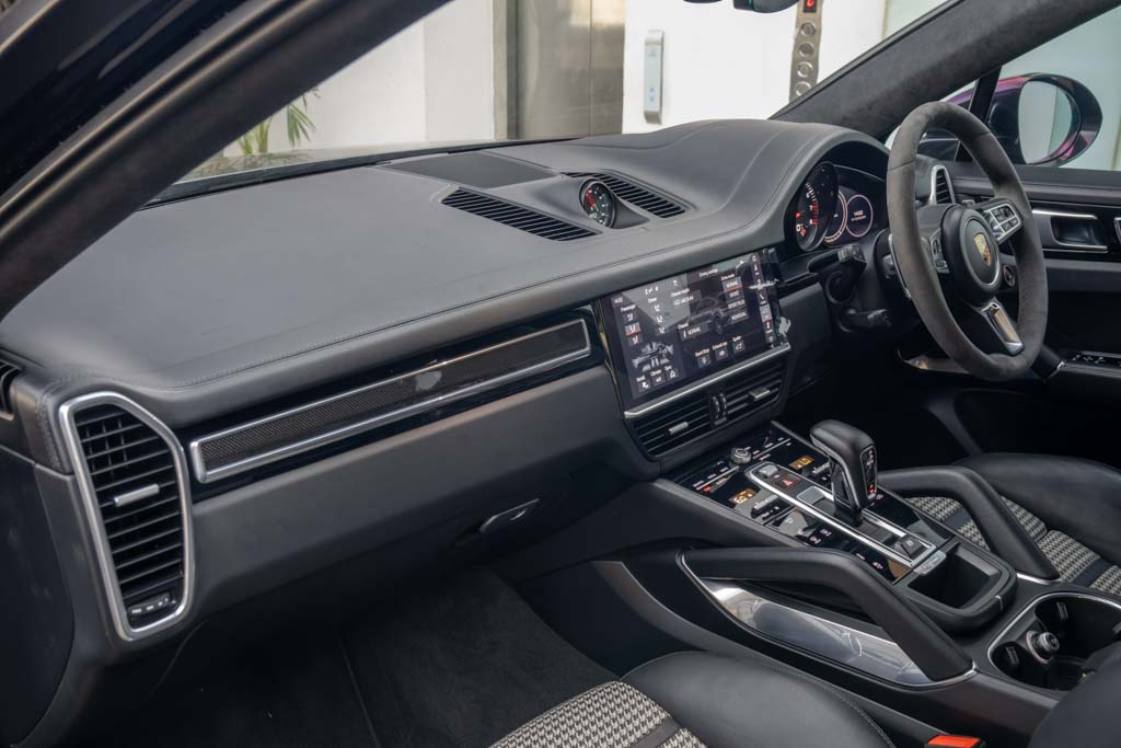 Porsche Cayenne Turbo Coupe