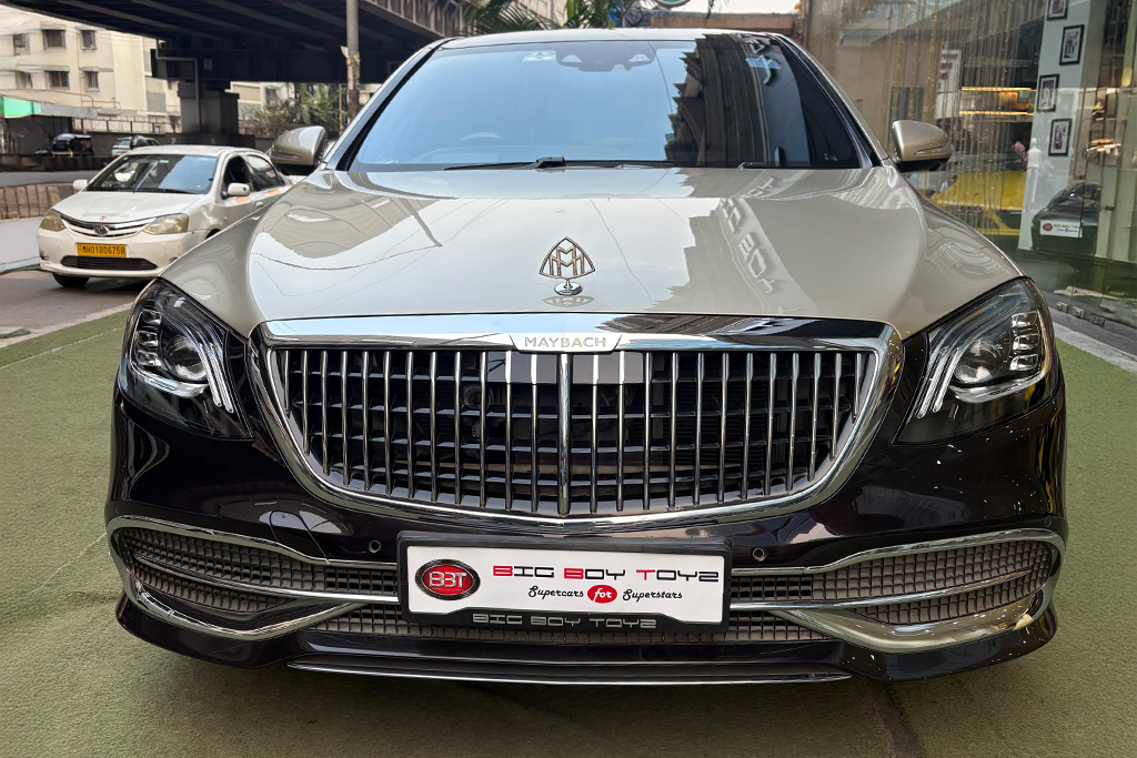 Mercedes Maybach S600 